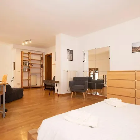 Vicino Al Centro Con Parcheggio Apartman *