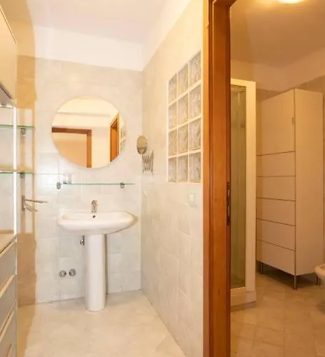 Vicino Al Centro Con Parcheggio Apartment Siena