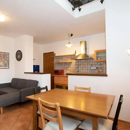 Apartamento Vicino Al Centro Con Parcheggio
